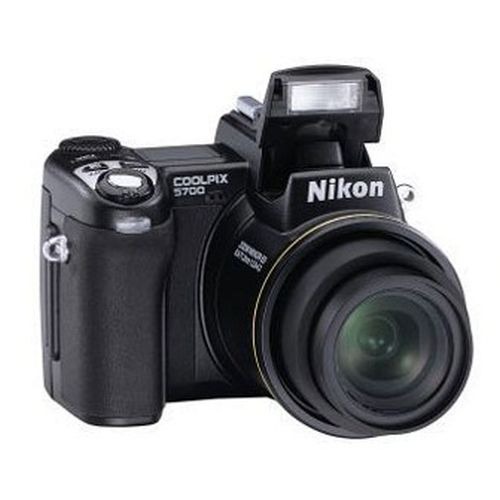 COOLPIX 5700