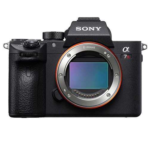 Alfa 7 III with 35 mm full-frame image sensor
