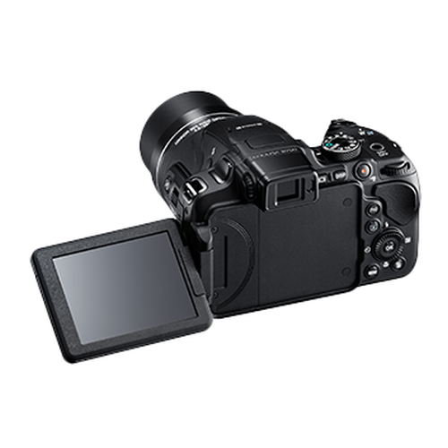 COOLPIX B700